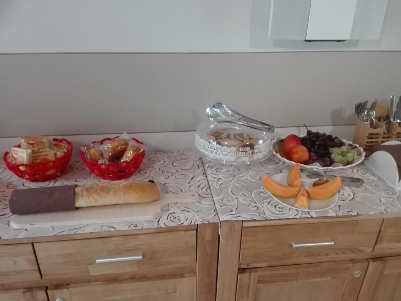 Eden Bed & Breakfast Cannobio Bagian luar foto